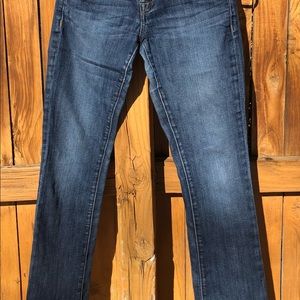 Hudson ladies jeans size 26. Like new